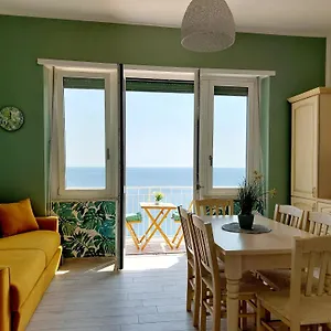  Apartment Finestra Sul Mare 2 Italien